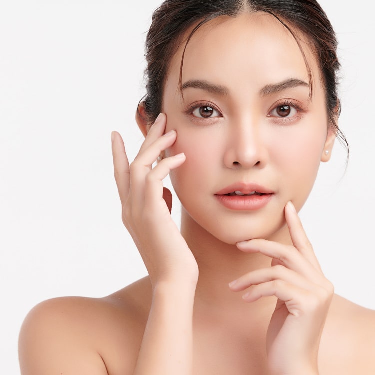女性の肌